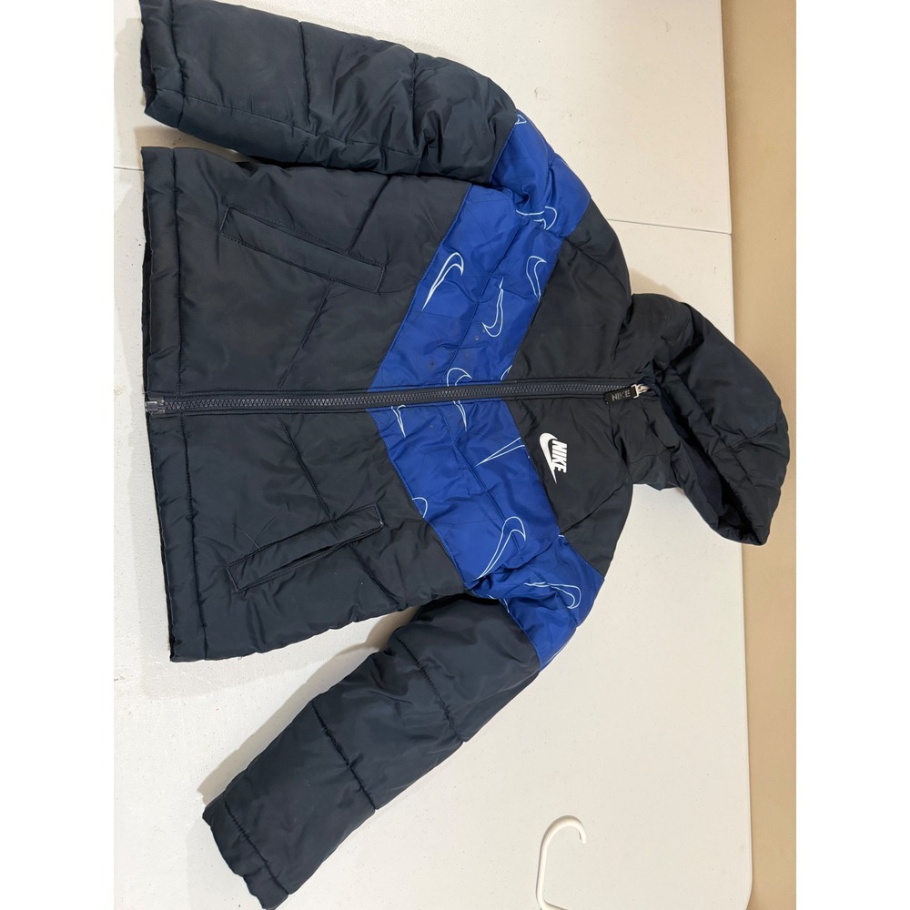Nike Boys Puffer Jacket Black Blue Swoosh Hooded Winter Coat Size 7 L G 6-7 YRS